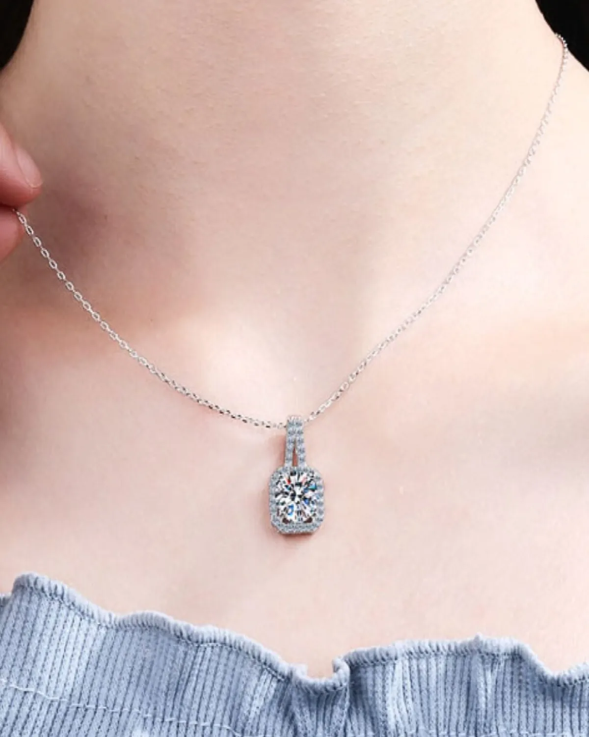 1 Carat Diamond Round Pendant Necklace - Halo One Love