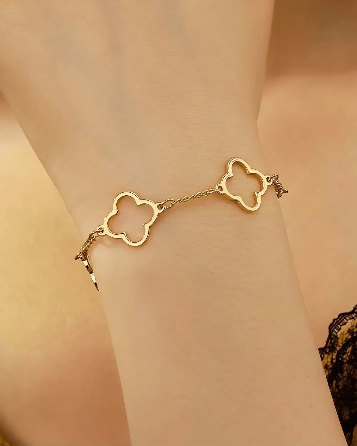 18K Gold Clover Link Chain Bracelet
