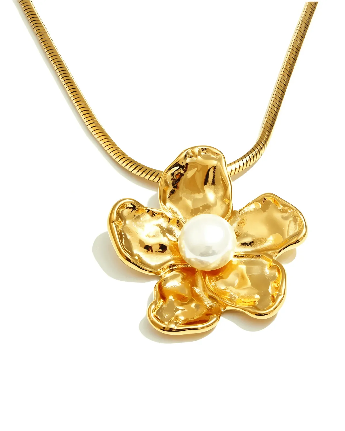 18K Gold Flower Pendant Necklace with Pearl
