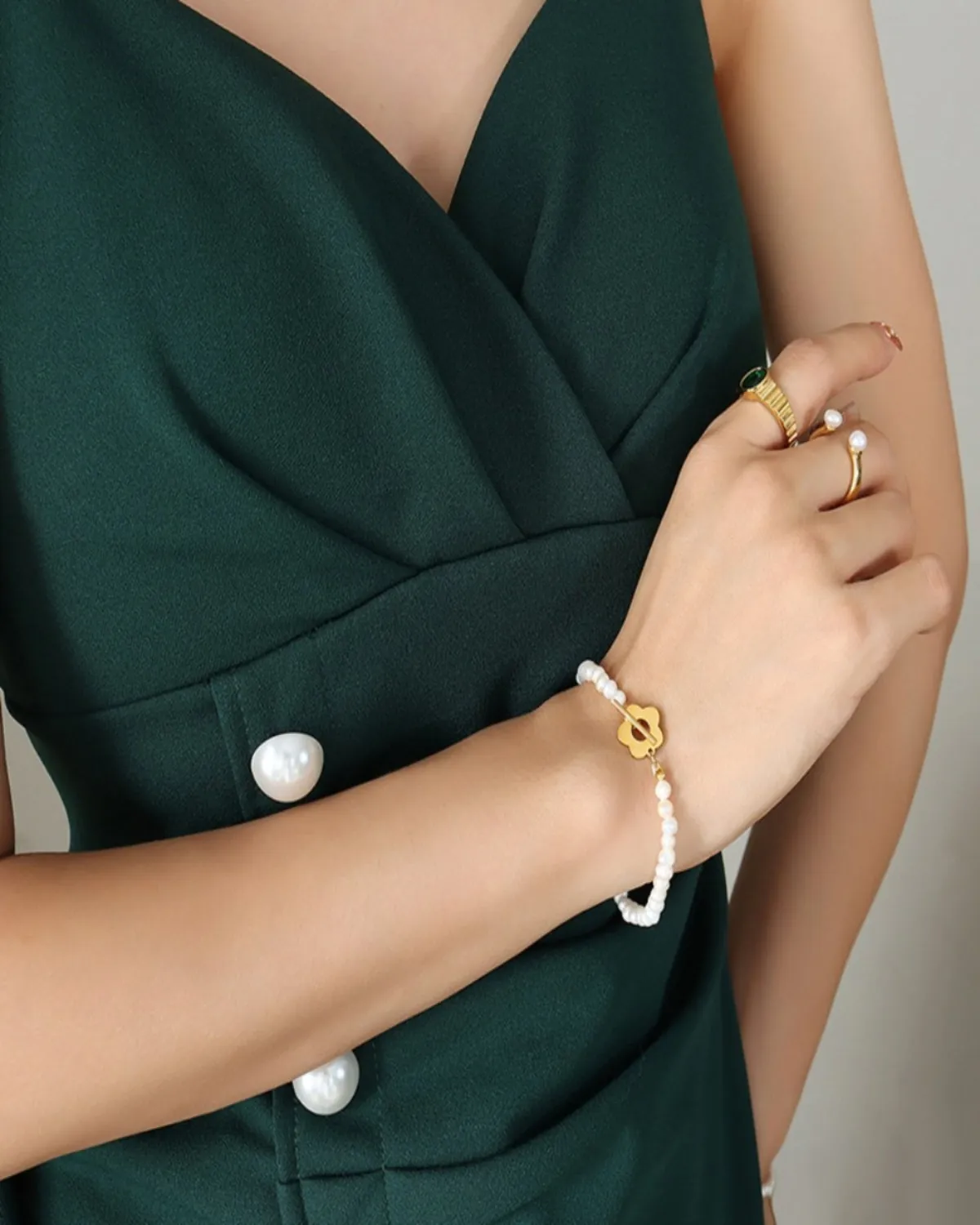 18K Pearl Chain Bracelet with Flower