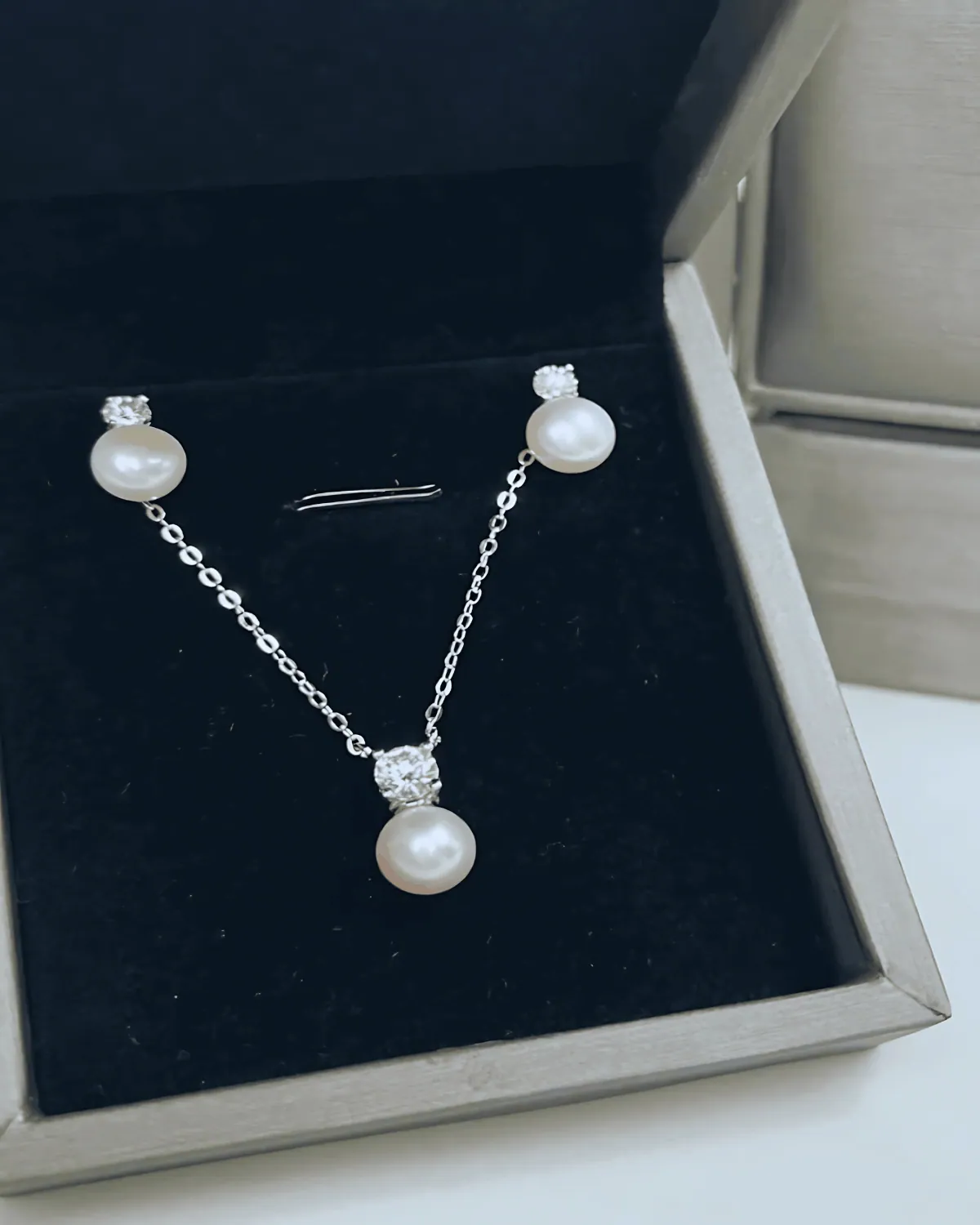 Diamond Pearl Pendant Necklace + Pearl Stud Earrings Jewelry Bundle Set