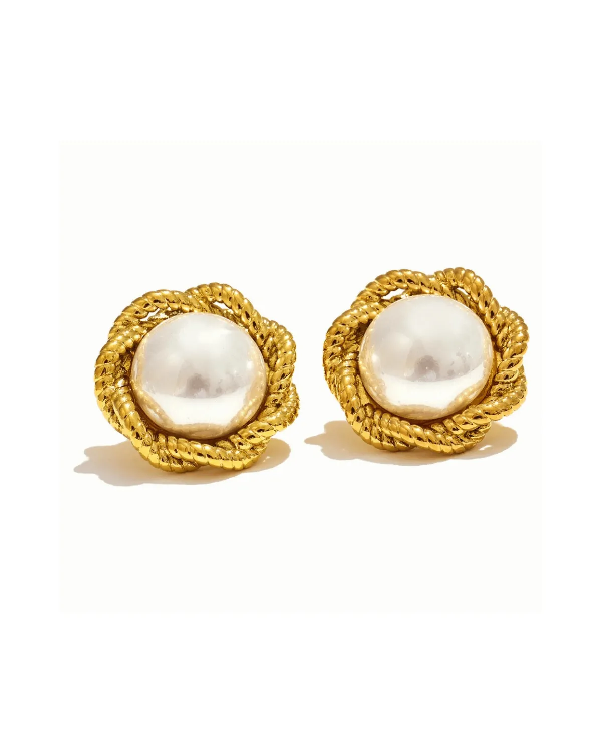 Pearl Stud Earrings - 18K Gold Round Flower